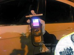 酒精检测仪吹管卫生吗，交警：酒精测试仪使用